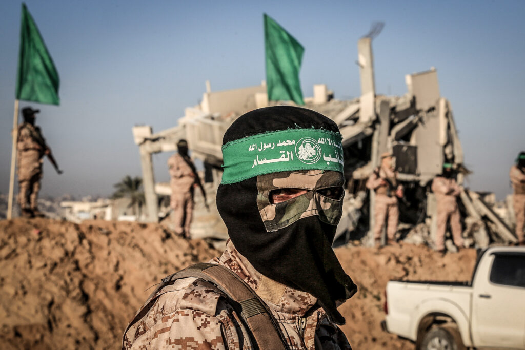 Hamas, dispus să coopereze cu Crucea Roșie pentru livrarea de alimente ostaticilor israelieni