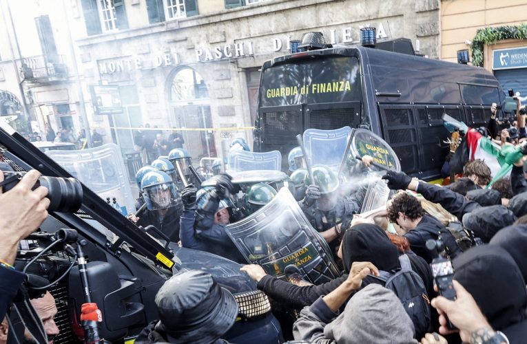 În Italia, înmormântarea unei tinere palestiniene s-a transformat în proteste