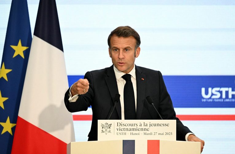 Îndoieli privind voința de pace a lui Putin. Macron cere o reuniune internațională