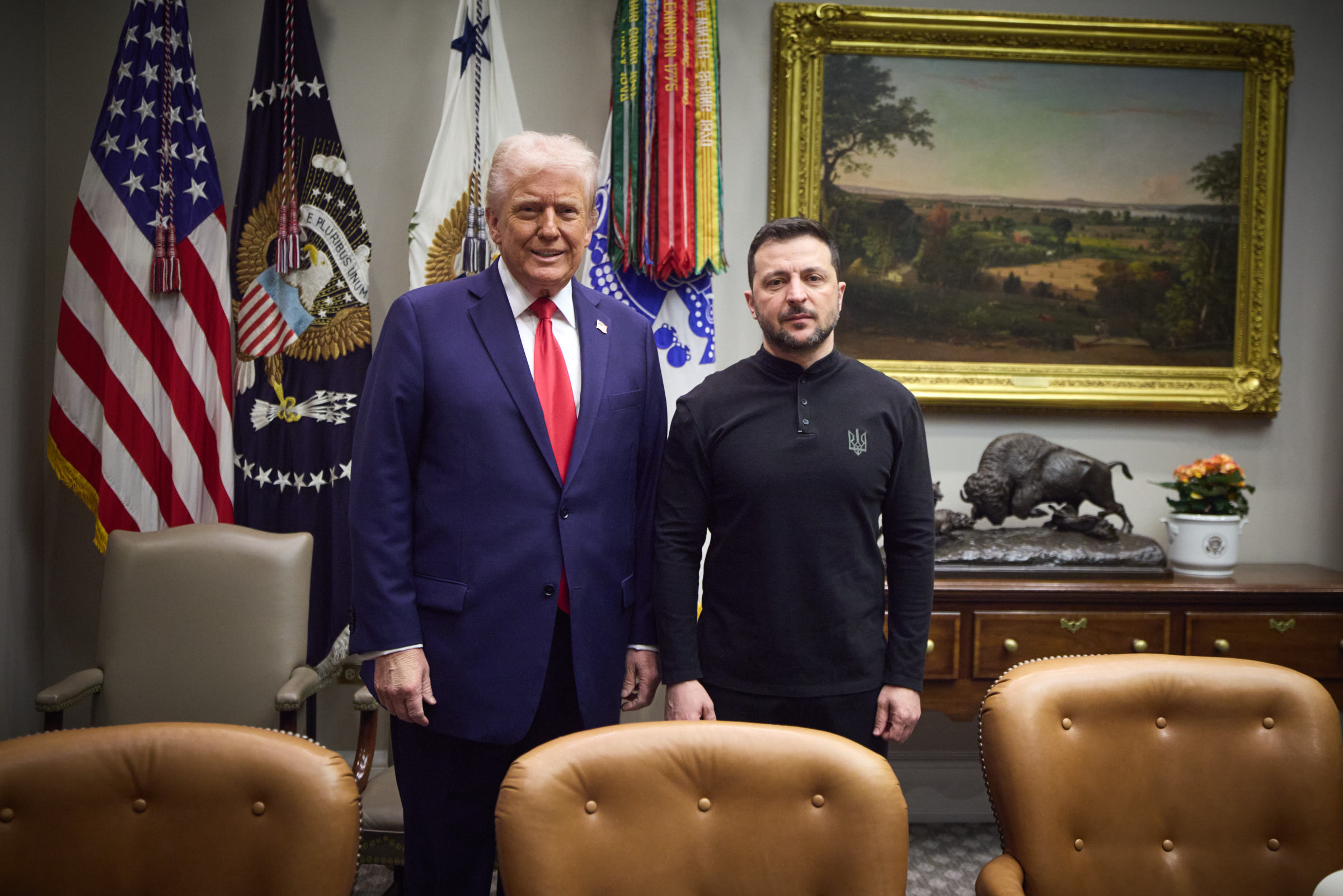 Întâlnirea Trump–Zelenski de la Casa Albă are loc la ora 20.00, ora României. Aderarea la NATO și returnarea Crimeei, variante excluse de Trump