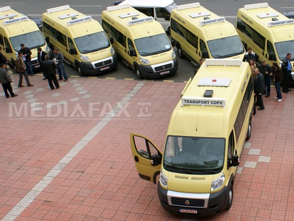 Jaf cu microbuze electrice în mai multe orașe din țară. Ministerul Investițiilor trimite Corpul de Control la mai multe consilii județene din țară