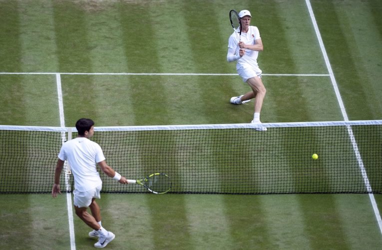 Jannik Sinner și Carlos Alcaraz se întâlnesc în finala Mastersului de la Cincinnati