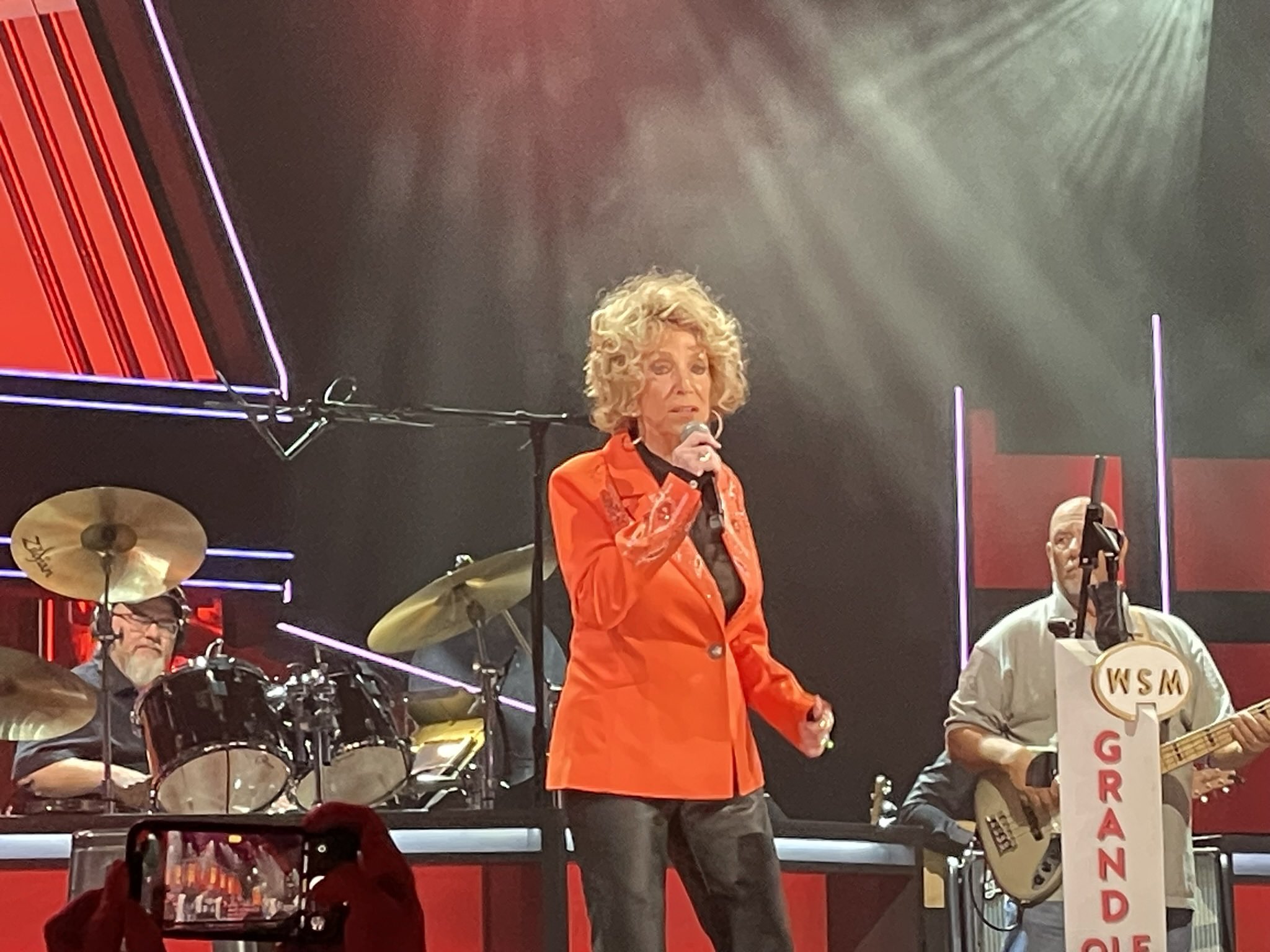 Jeannie Seely, autoarea hitului „Don’t Touch Me”, a murit la 85 de ani