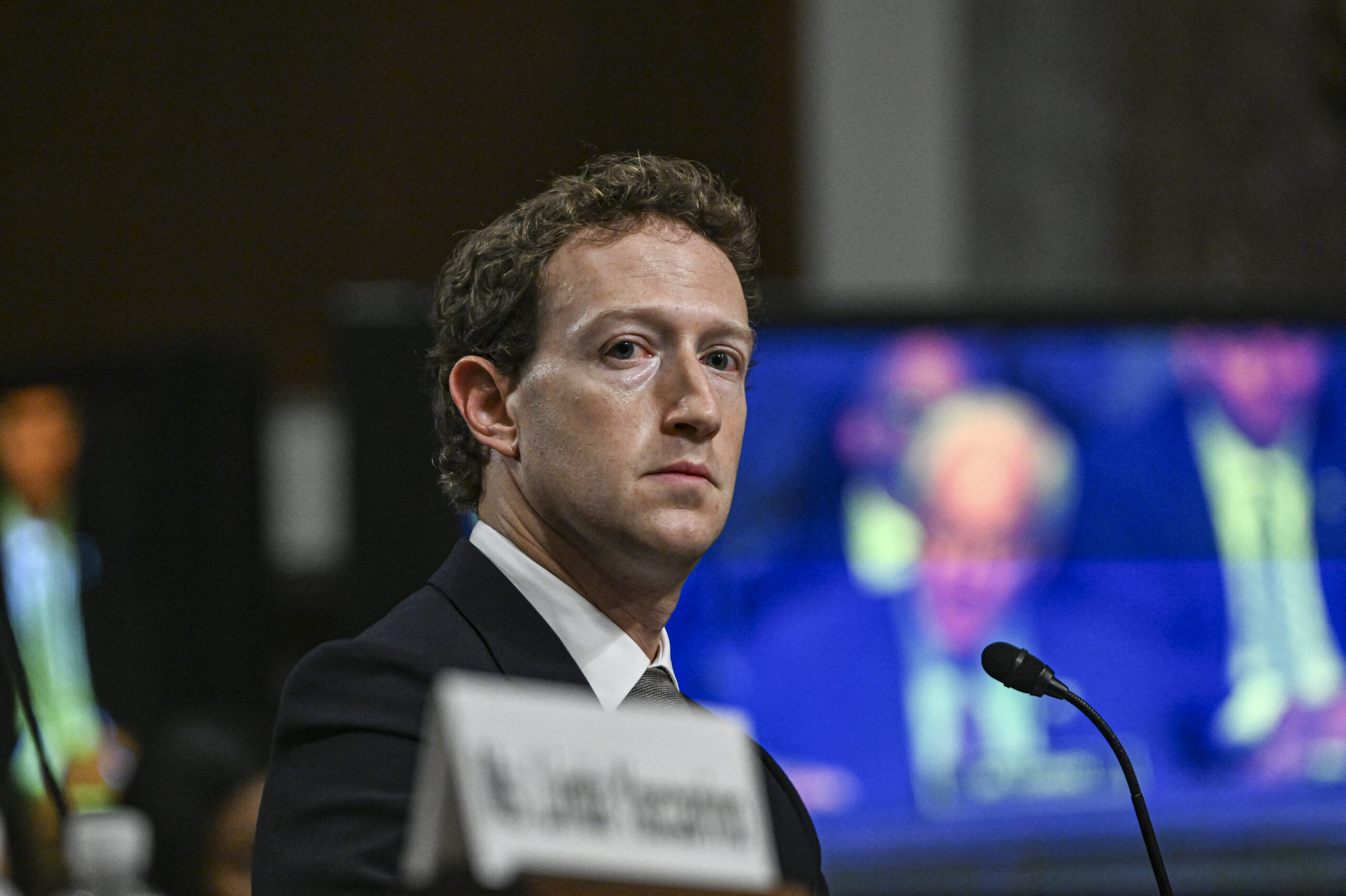 Mark Zuckerberg este hotărât să câștige războiul AI, indiferent de cost: planul ambițios care l-a făcut să recruteze genii precum Alexandr Wang