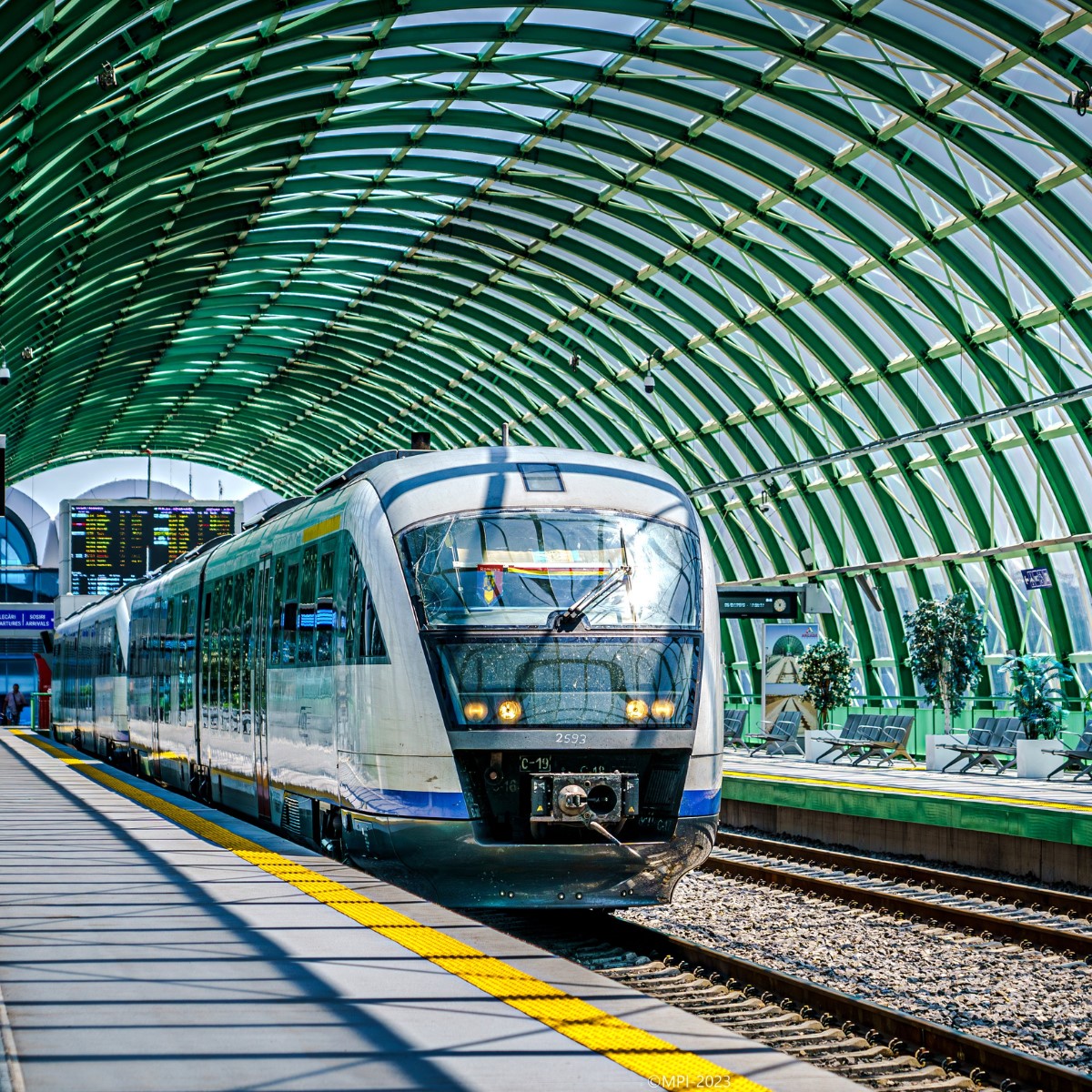 Mersul trenurilor se modifică în septembrie din cauza lucrărilor la infrastructură. Ce rute sunt afectate
