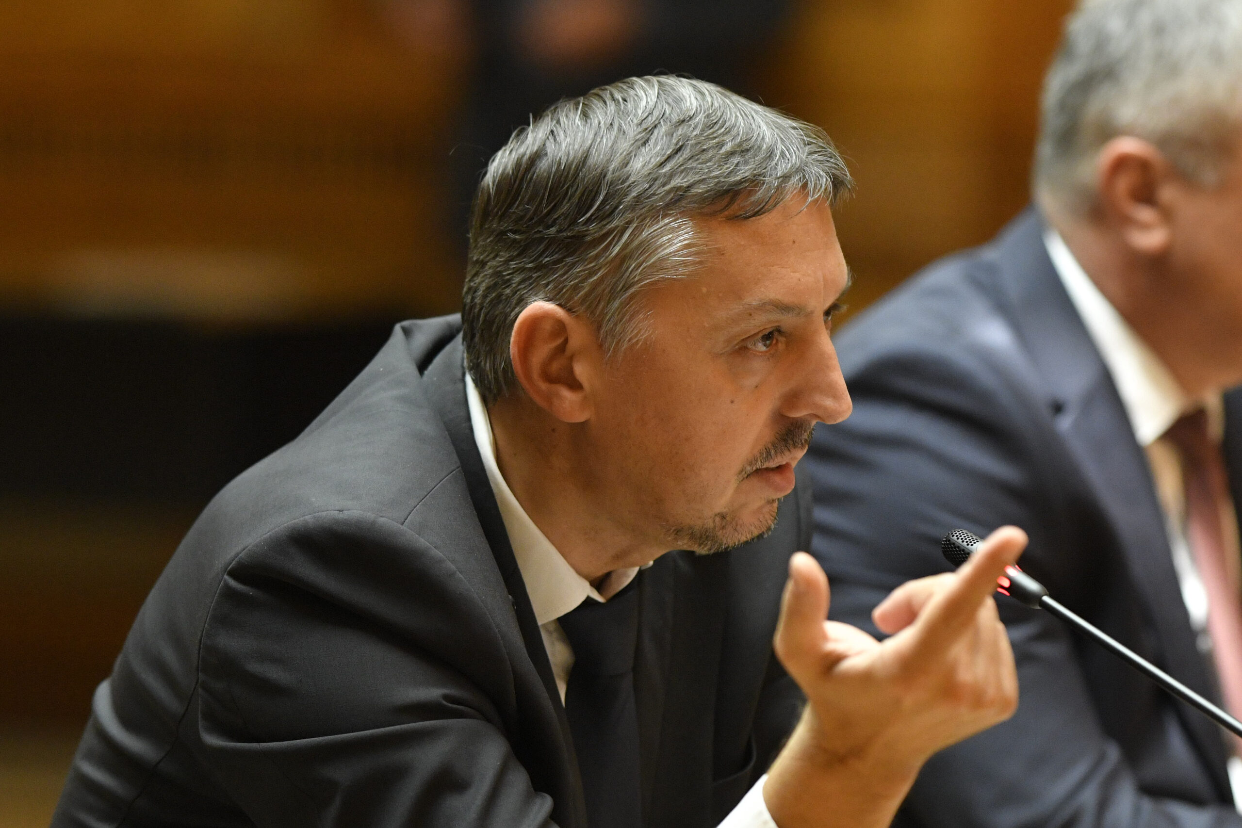 Ministrul Educației, întâlnire cu studenții. Aceștia au anunțat că vor continua protestele
