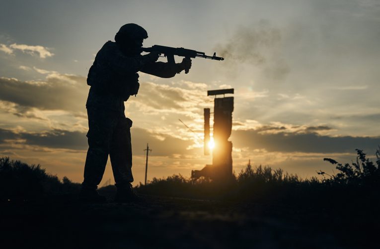 Occidentul, îndemnat să își intensifice sprijinul pentru Ucraina. Analist: Putin mizează pe un „război al răbdării”