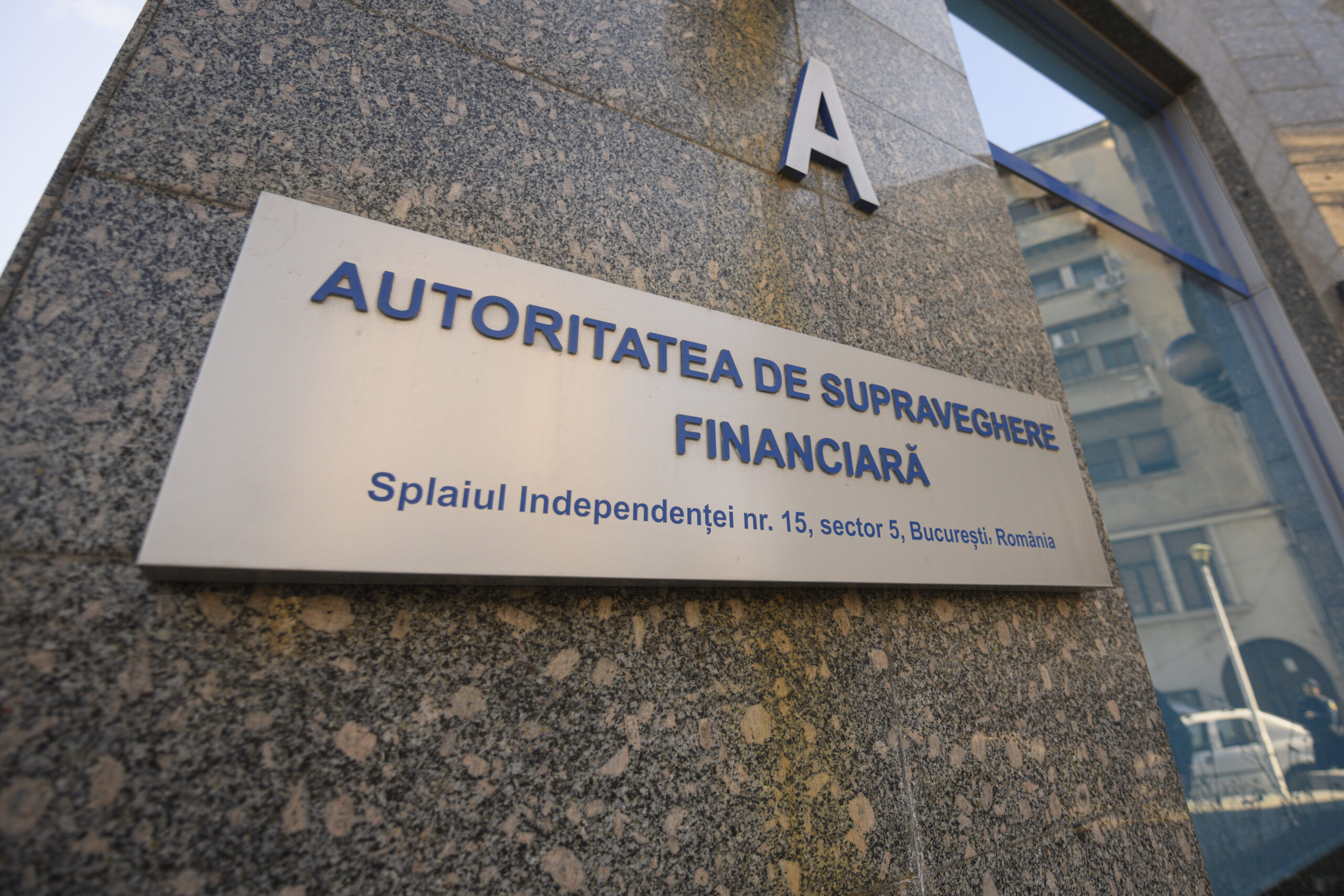 Peste 83.000 de românii au întrebat la ce fond de Pilon 2 sunt înscriși, după ce interesul le-a fost stârnit de proiectul de lege privind plata pensiilor private