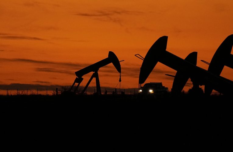 Prețul petrolului se stabilizează după ce temerile privind livrările Rusiei s-au redus