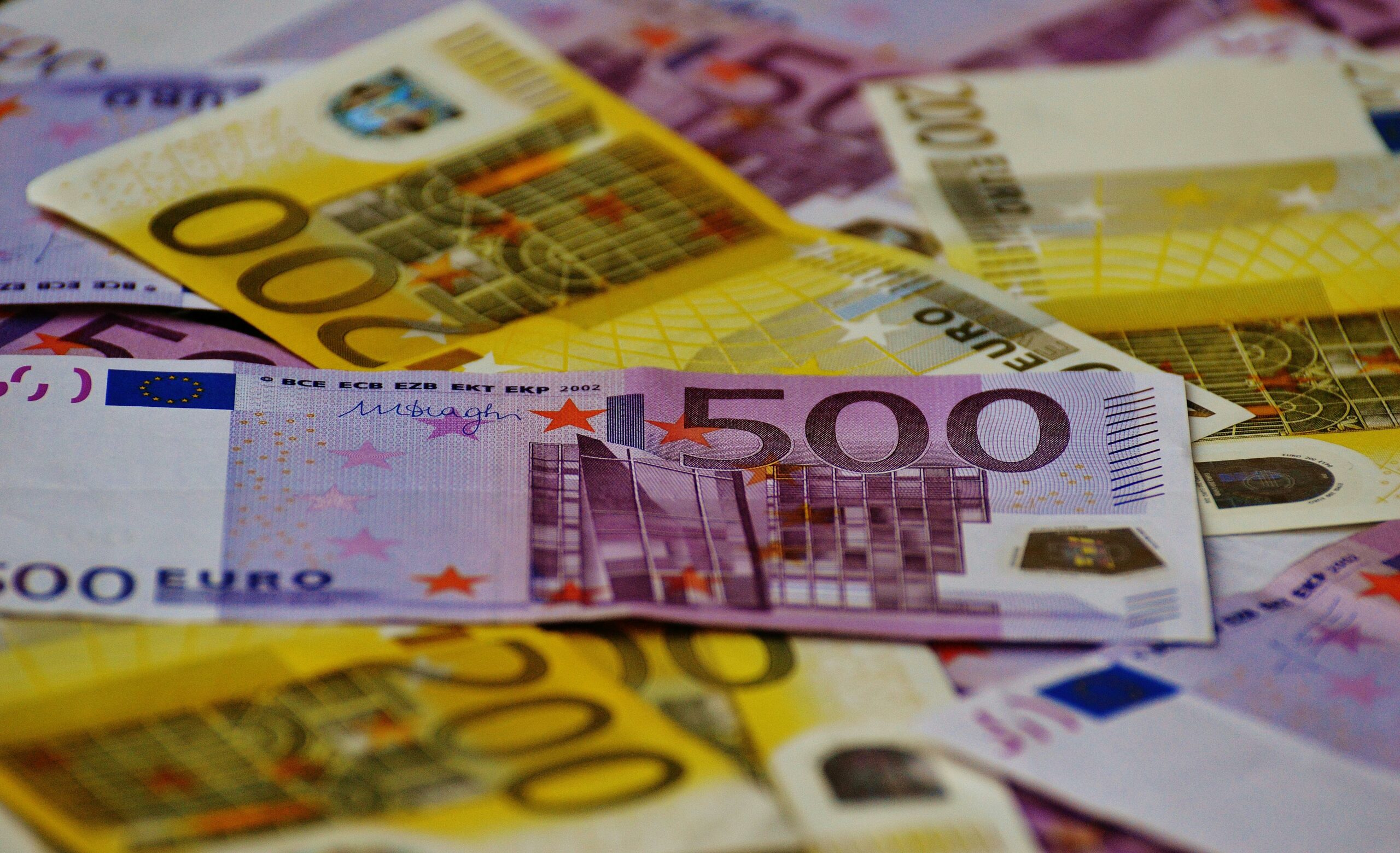 Proiect de lege pe banii privați ai românilor / Propunerile administratorilor Pilonului 2 de Pensii Private