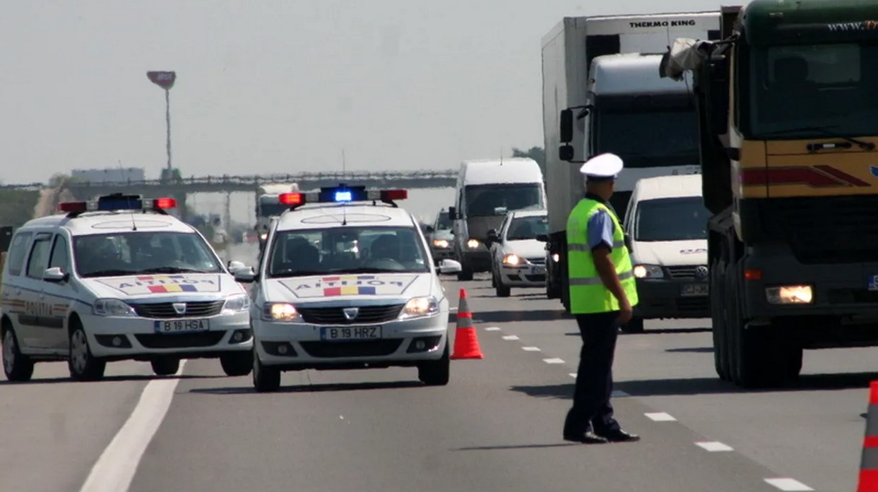 Restricții de tonaj pe mai multe drumuri în perioada 14-18 august