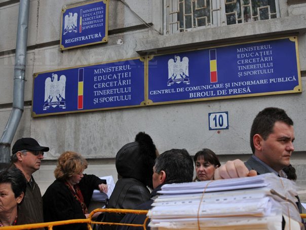 Sindicatele din Educație – mutarea de șah care face Guvernul să transpire / Ce vor să facă din septembrie