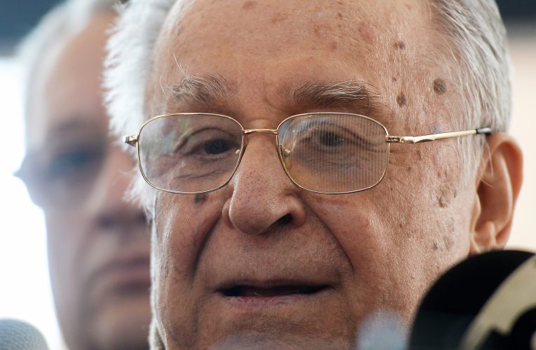 Starea de sănătate a lui Ion Iliescu este critică