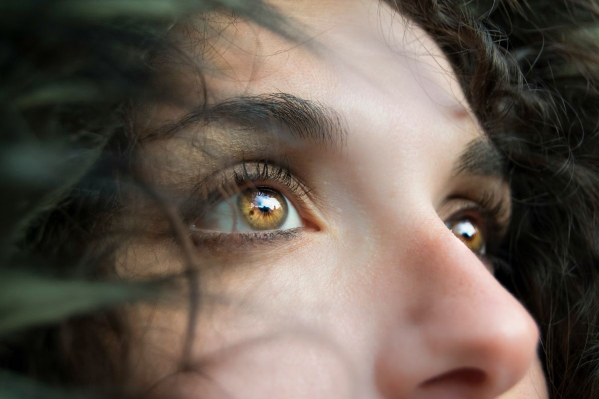 „Summer glow up”, noua formă de violență estetică care inundă rețelele sociale și amenință sănătatea adolescentelor