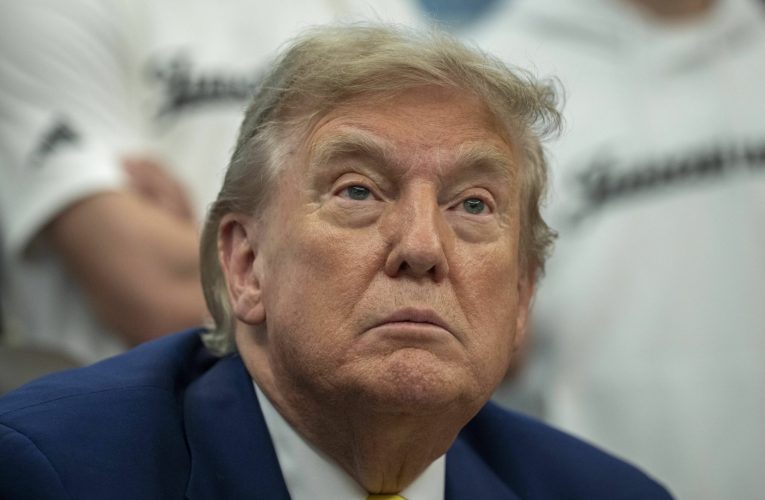 Trump declară că momentan nu exista planuri de a sancționa China pentru achizițiile de petrol rusesc