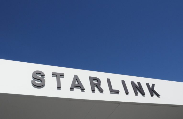 Ucraina vrea să oprească Starlink în teritoriile ocupate, dar să îl mențină în zonele libere