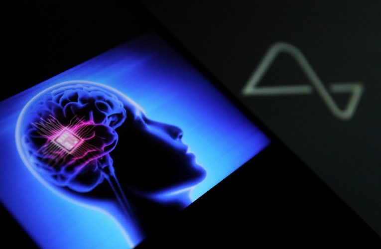 Un cip cerebral revoluționar decodifică monologurile interioare ale oamenilor în timp real