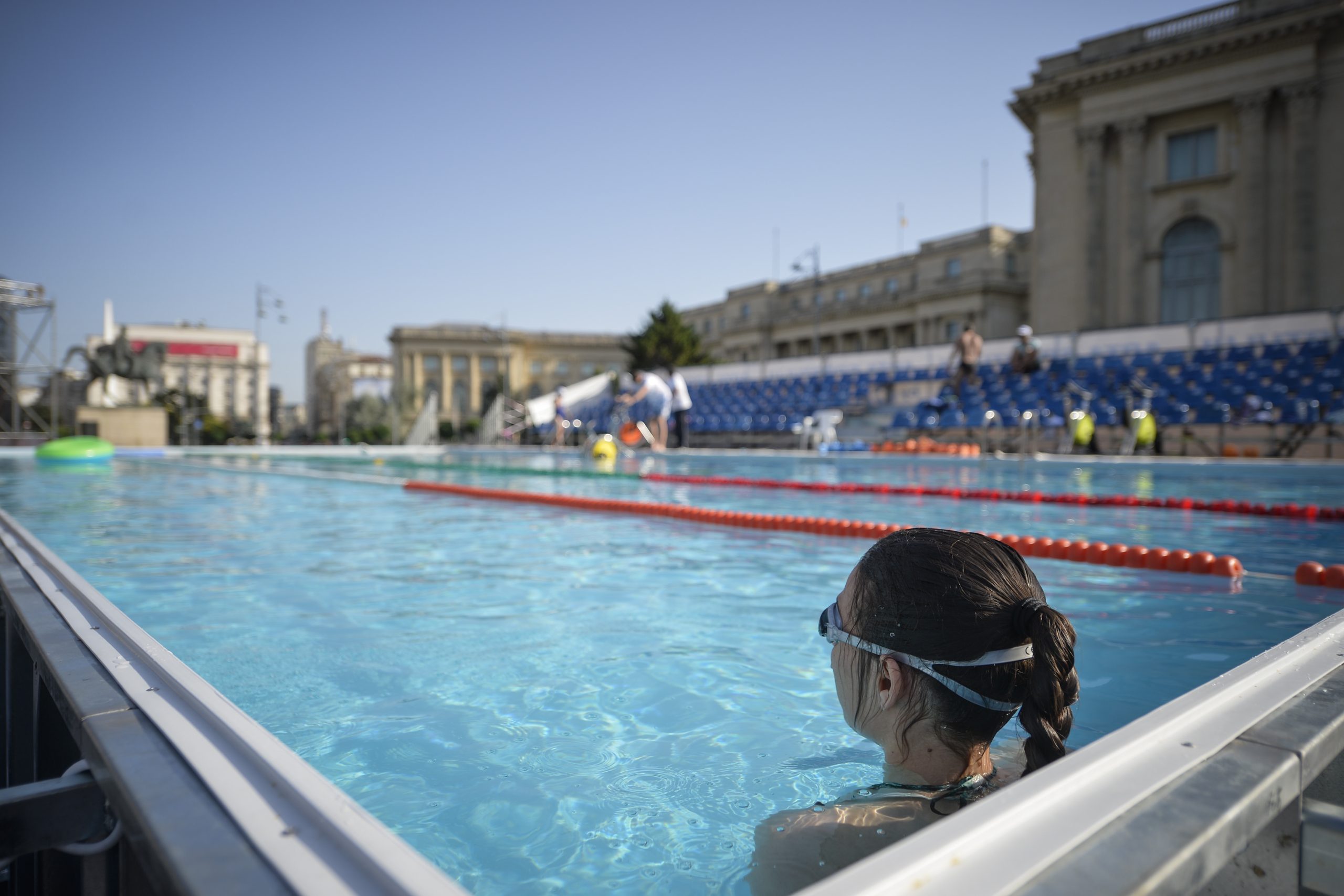Un expert avertizează: Piscinele publice pot cauza infecții, dar pot fi prevenite prin aceste măsuri simple