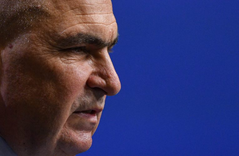  Un milion de euro din bani publici aruncați sub ipocrizia AUSTERITĂȚII și alte milioane cheltuite pe evenimente. Radiografia anului electoral care l-a adus pe Bolojan la București 