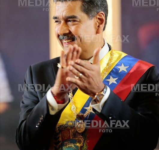 Venezuela trimite trupe la graniță ca răspuns la desfășurarea de nave de război americane