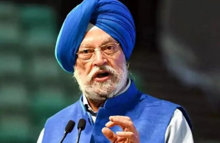 Barilul ar fi ajuns la 200 de dolari! India se declară stabilizator al pieței petroliere prin achiziția petrolului rusesc
