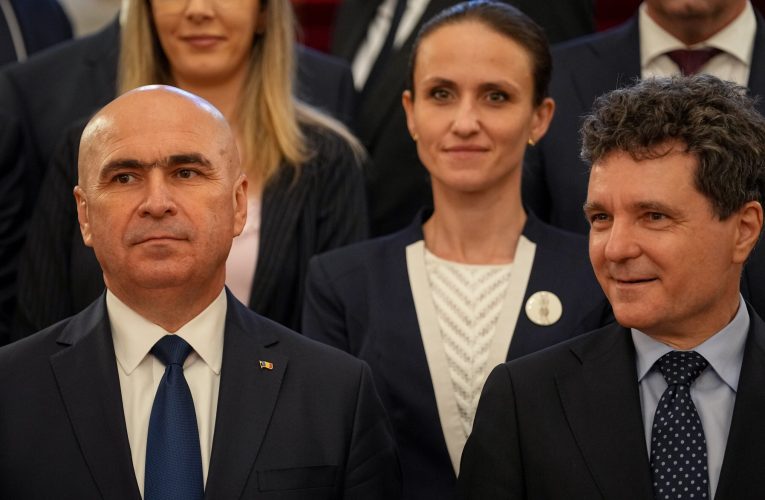 Bolojan nu are aceeași viziune cu Nicușor Dan despre șefii serviciilor secrete: Coaliția ar trebui să asigure votul în Parlament
