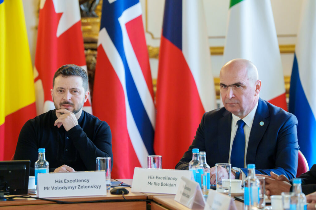 Câţi bani a dat România Ucrainei? Bolojan îl contrazice pe Ciolacu