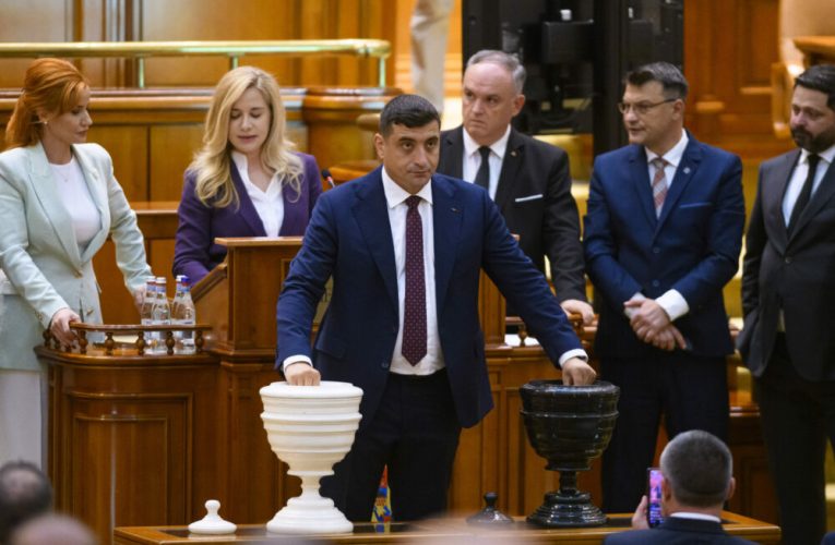 Cinci ore de tensiuni și trei moțiuni de cenzură respinse: Au fost înregistrate 121 voturi