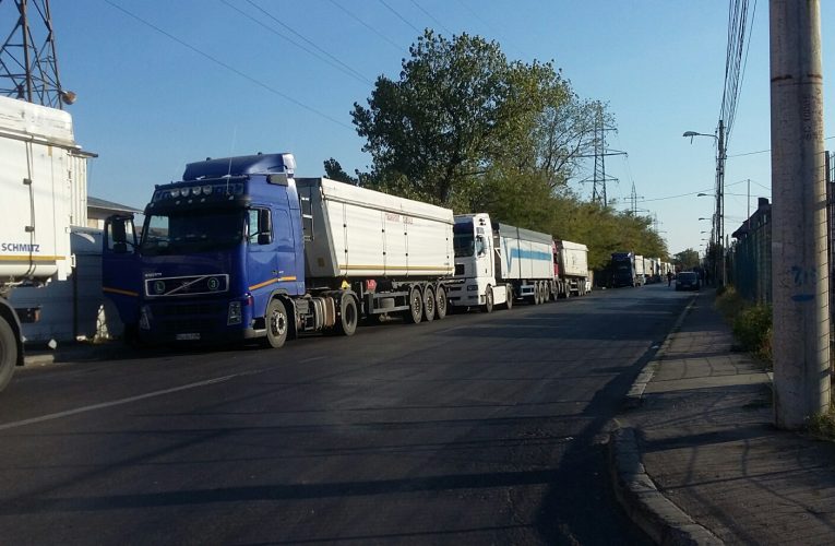 Cresc tarifele și amenzile de rovinietă și peaj pentru vehiculele de transport. De când intră în vigoare măsura