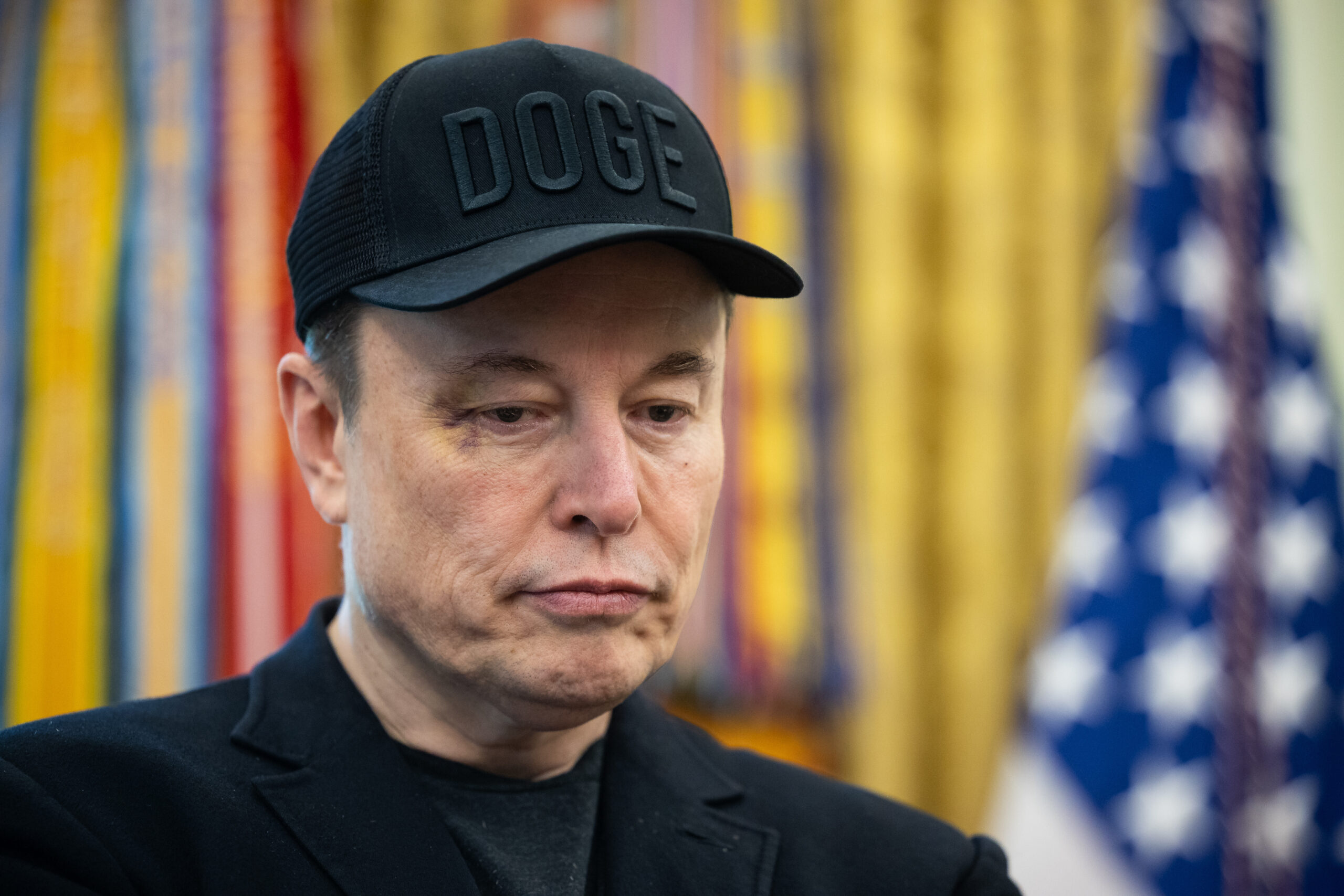 Elon Musk şi-a pierdut titlul de cea mai bogată persoană din lume. Cine l-a depășit