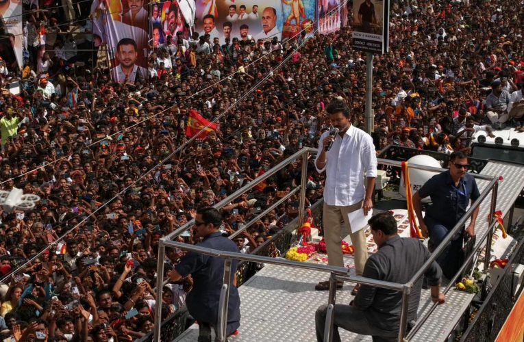 India. Anchetă după busculada de la un miting al actorului-politician Vijay, soldată cu 39 de morți