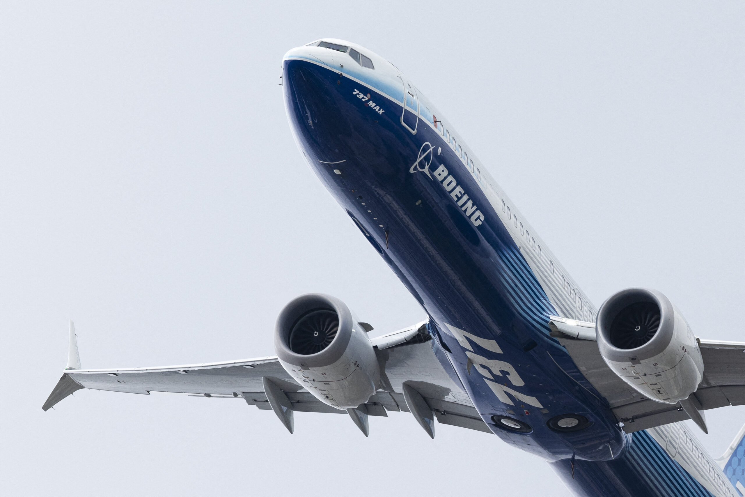 TAROM renunță la trei Boeinguri 737 MAX 8 din comanda făcută în 2018