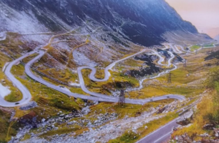 Transfăgărășanul se închide sâmbătă pentru o competiție de triatlon