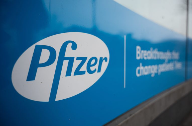 Trump anunță un acord cu Pfizer pentru reducerea prețurilor la medicamente