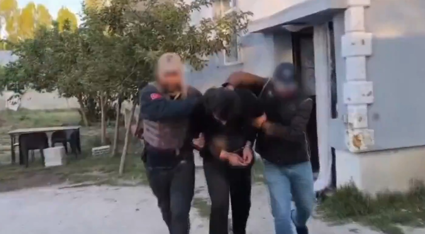 Turcia: Operațiune amplă a poliției, au fost arestate 161 de persoane suspectate de legături cu gruparea Stat Islamic
