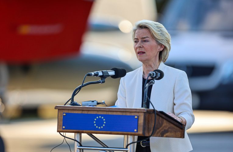 Ursula von der Leyen, a discutat cu J.D. Vance despre menținerea sancțiunilor asupra Rusiei