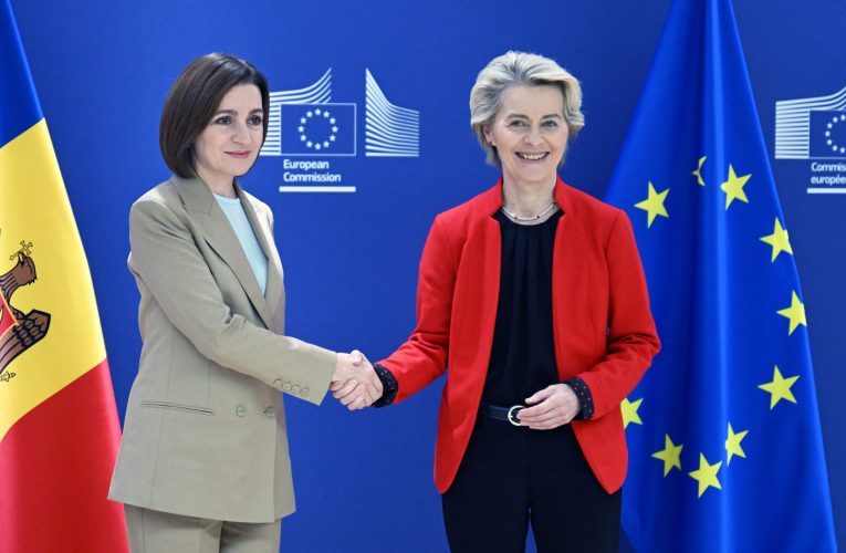 Ursula von der Leyen felicită Republica Moldova după victoria PAS: „Ușa noastră este deschisă”