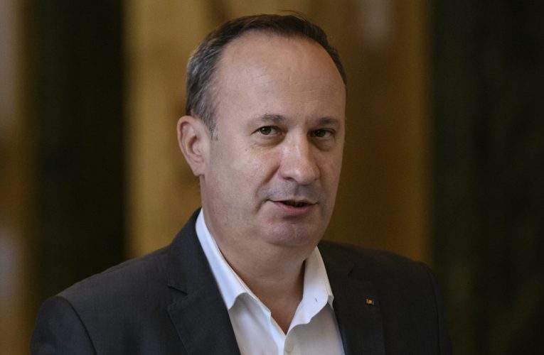 Adrian Câciu, despre achiziția de autoutilitare de către Cancelaria Prim-ministrului: Ridiculizarea unei instituții
