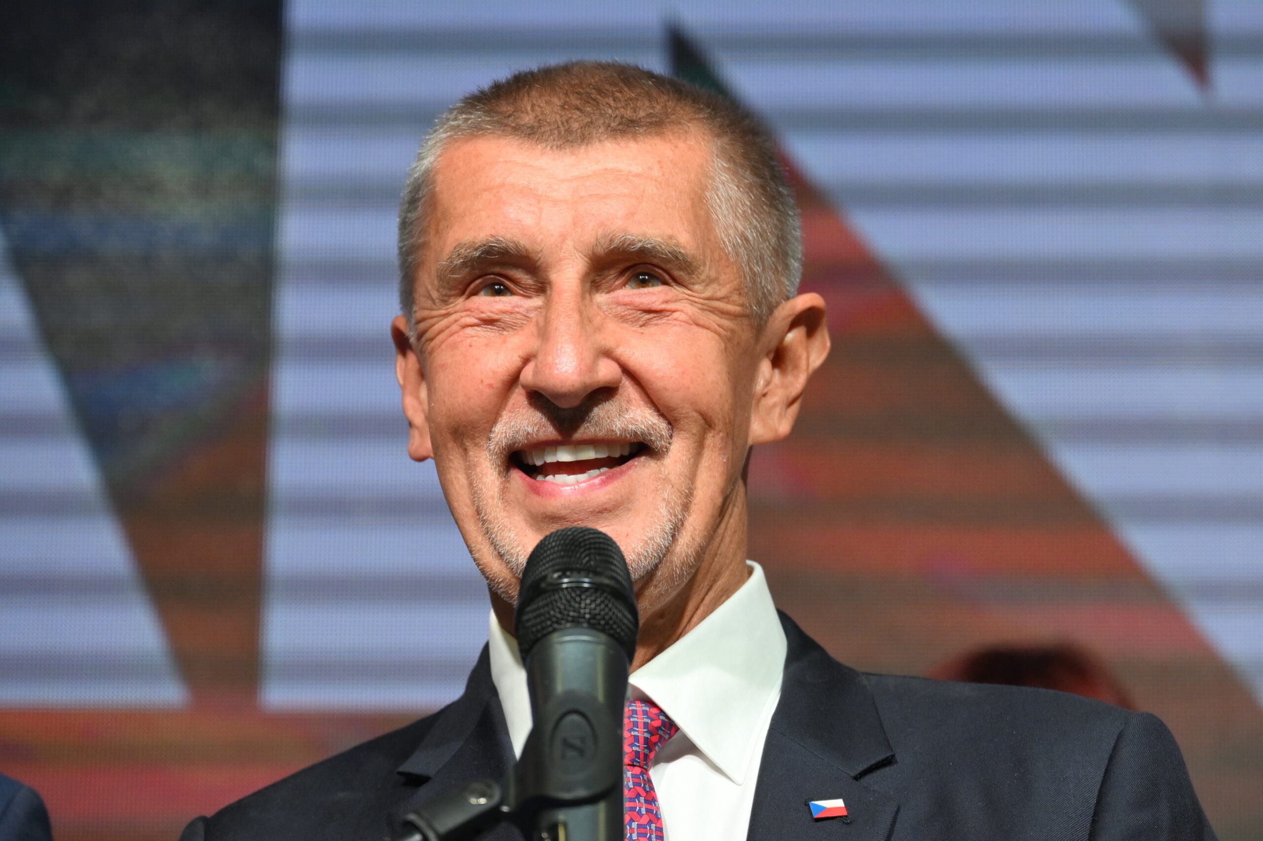 Andrej Babis, liderul partidului câștigător la alegerile din Cehia, provoacă prima tensiune în UE: Spune „nu” Ucrainei