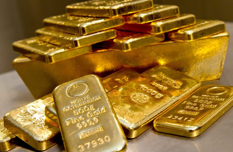 Aurul a depășit 4.000 de dolari pe uncie, pe fondul preocupărilor investitorilor privind incertitudinea economică