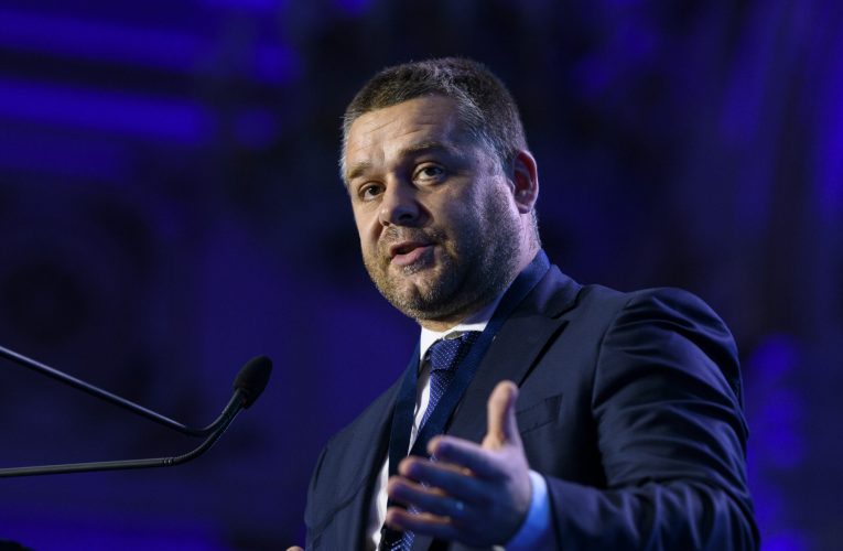 Cine ar fi trebuit să inițieze proiectul privind pensiile magistraților? Replica lui Ciprian Ciucu