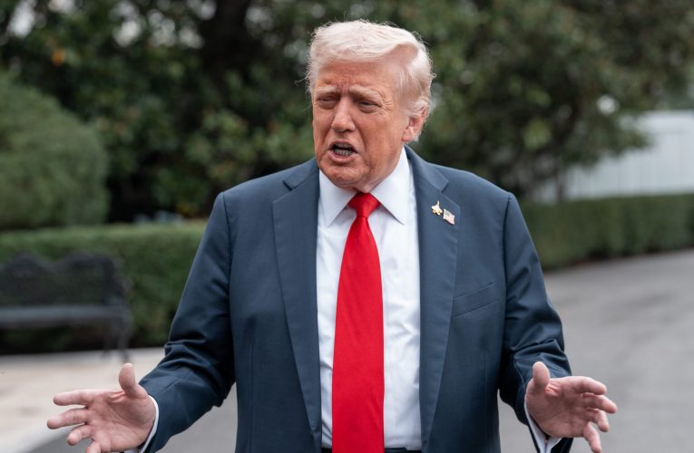 Donald Trump îl numeşte pe preşedintele Columbiei un „şef al traficanţilor drogurilor”. Președintele anunță tăierea tuturor formelor de plată