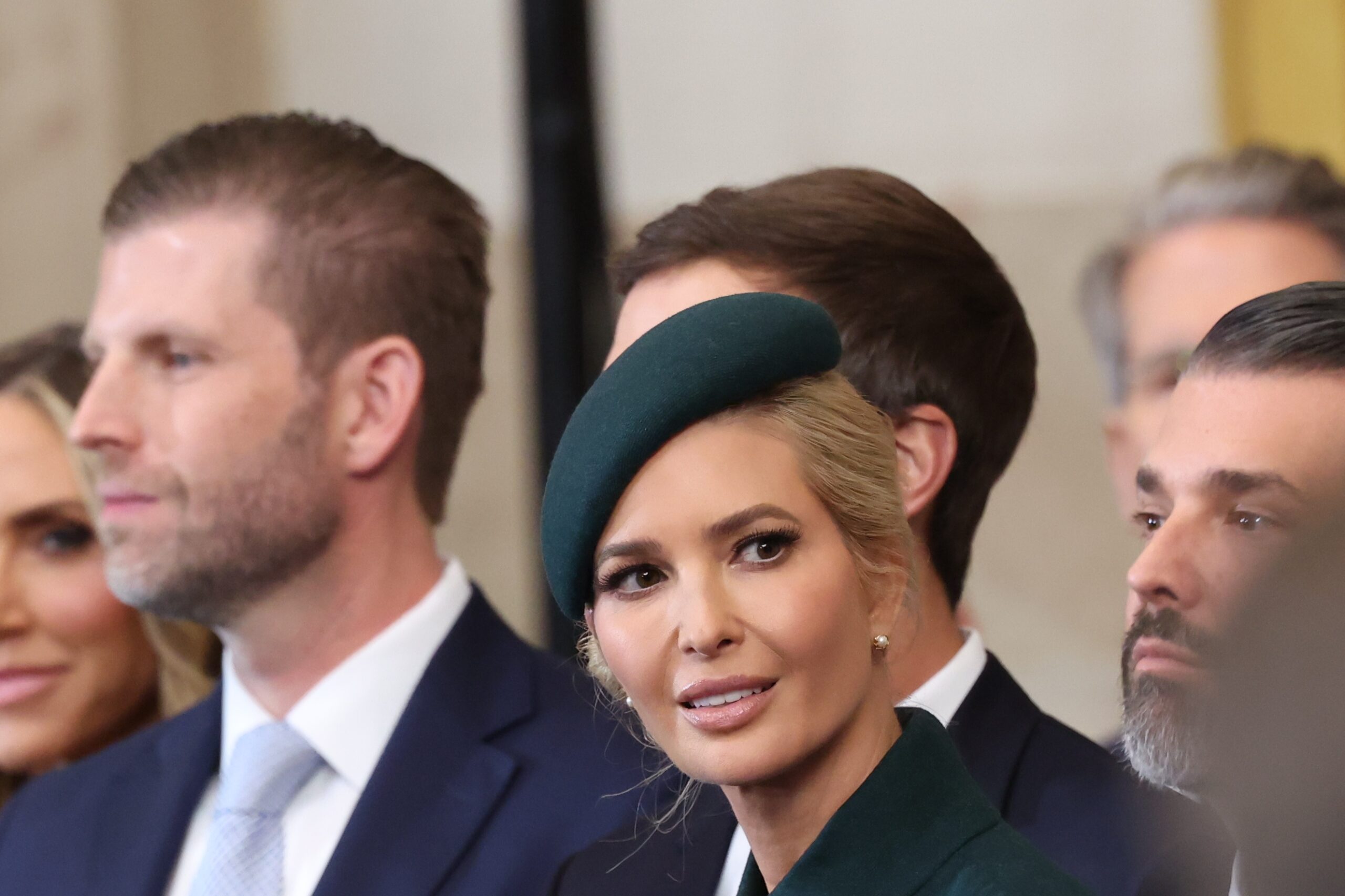 Ivanka Trump, fotografie în Orientul Mijlociu la Zidul Plângerii, alături de soțul său și trimisul special al SUA