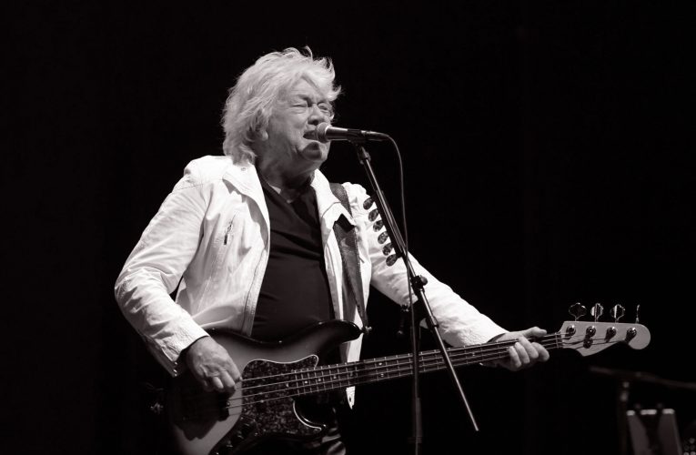 John Lodge, basistul și solistul trupei The Moody Blues, a murit la vârsta de 82 de ani