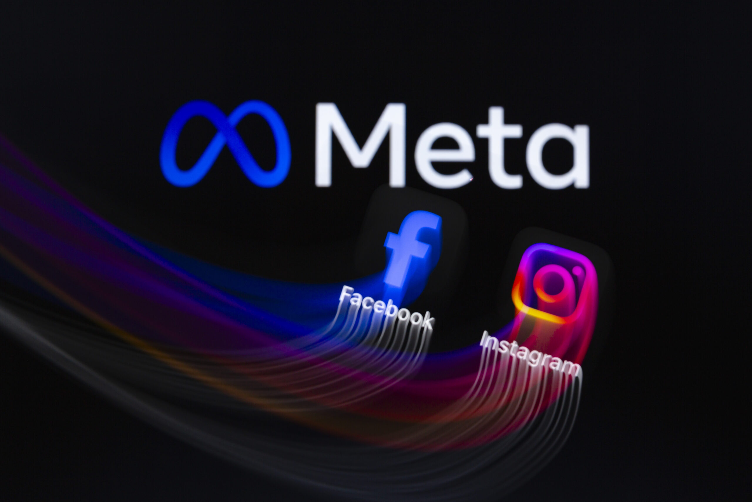 Meta a eliminat o pagină Facebook care urmărea agenți ICE