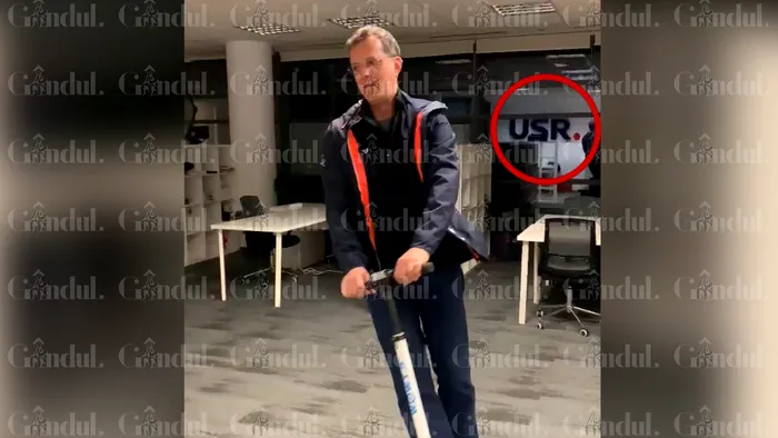 Ministrul Apărării Ionuț Moșteanu, filmat pe trotinetă la USR, în fostul sediu de campanie al Elenei Lasconi