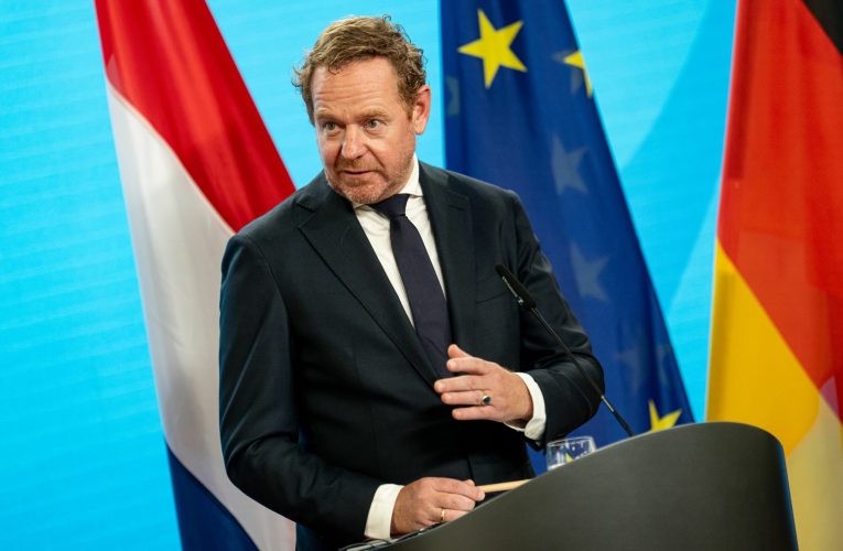 Olanda alocă 10 milioane de euro pentru securitatea cirbernetică a Ucrainei