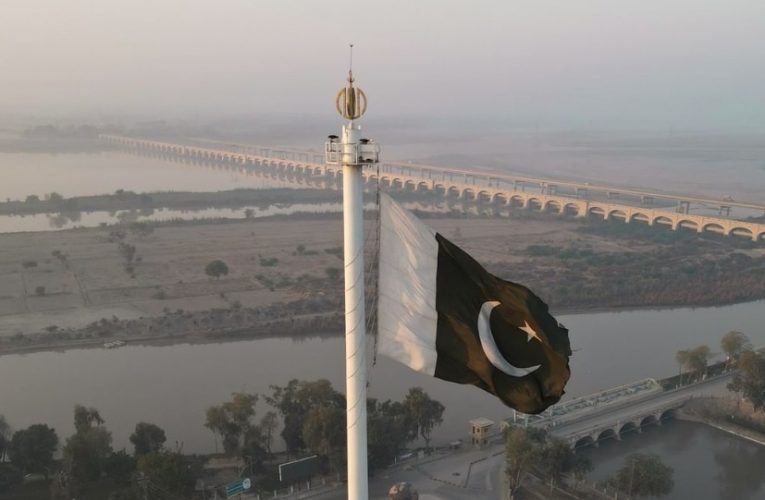 Pakistan ajunge la un acord cu FMI pentru deblocarea 1,2 miliarde de dolari din pachetul de salvare