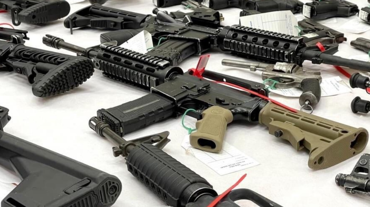 Peste 2.700 de arme de foc deținute ilegal au confiscat polițiștii în primele nouă luni ale anului