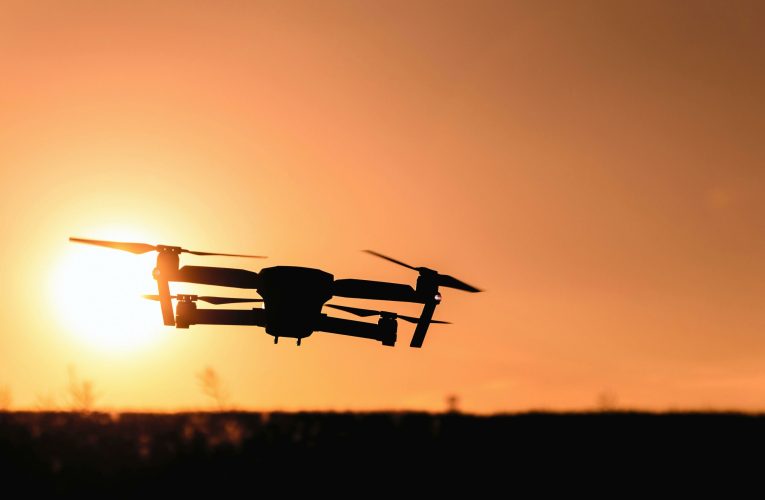 Pilot amator de dronă, identificat în apropierea aeroportului din Frankfurt / Riscă o amendă uriașă